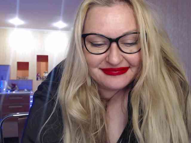 Pretty_NYUSHA webcam