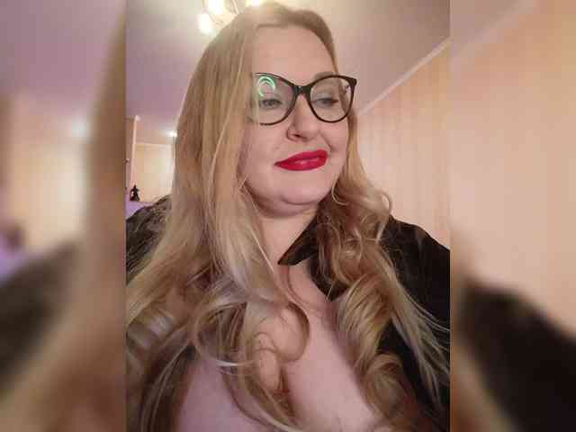 Pretty_NYUSHA webcam