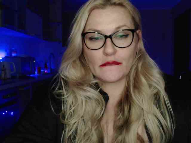 WifeyNusha