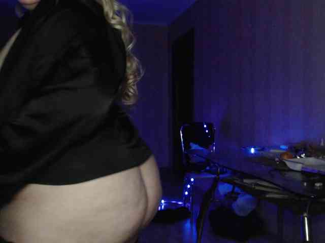 Pretty_NYUSHA webcam