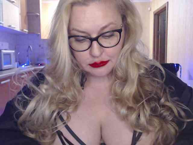 Pretty_NYUSHA webcam