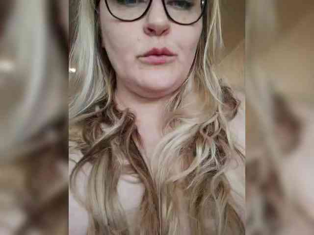 Pretty_NYUSHA webcam