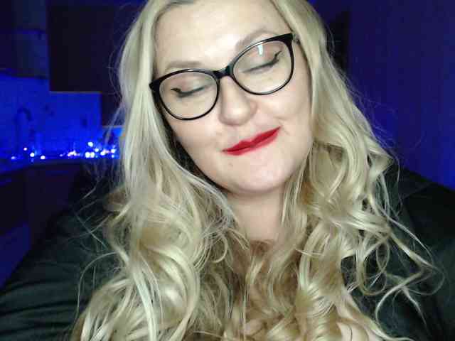 Pretty_NYUSHA webcam