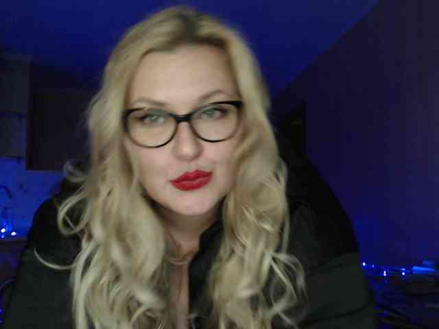 Pretty_NYUSHA webcam