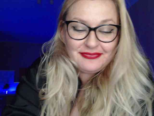 LoveSexNusha webcam