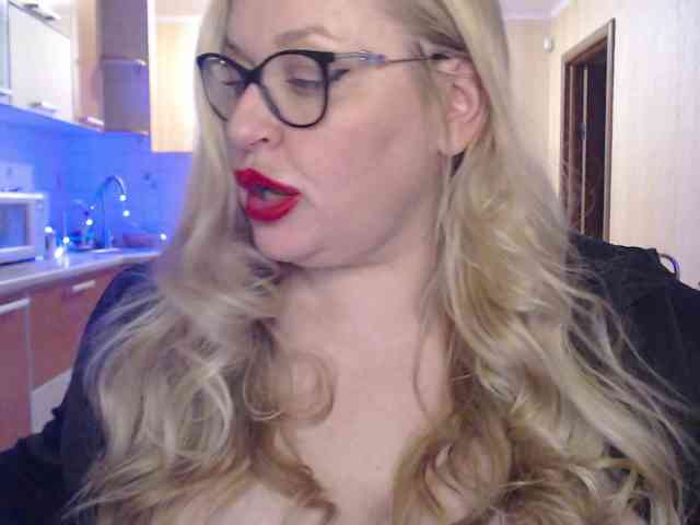 WifeyNusha WifeyNusha