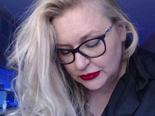 Pretty_NYUSHA webcam
