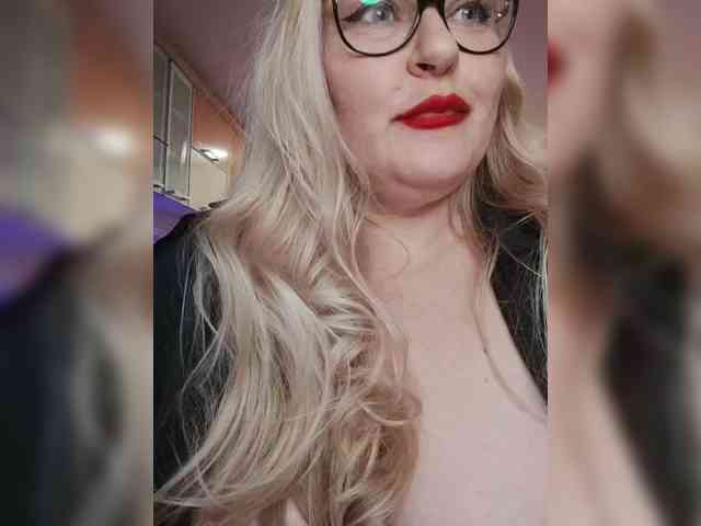 LoveSexNusha webcam