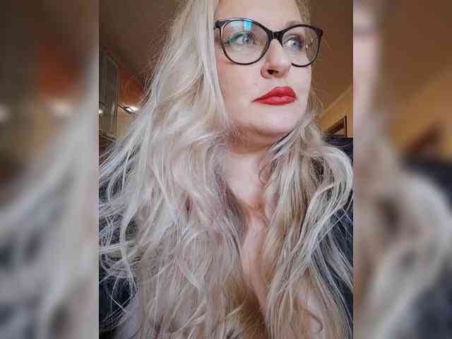 nudist chat WifeyNusha