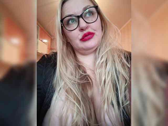 Pretty_NYUSHA webcam