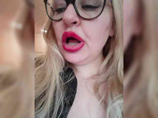 Pretty_NYUSHA webcam