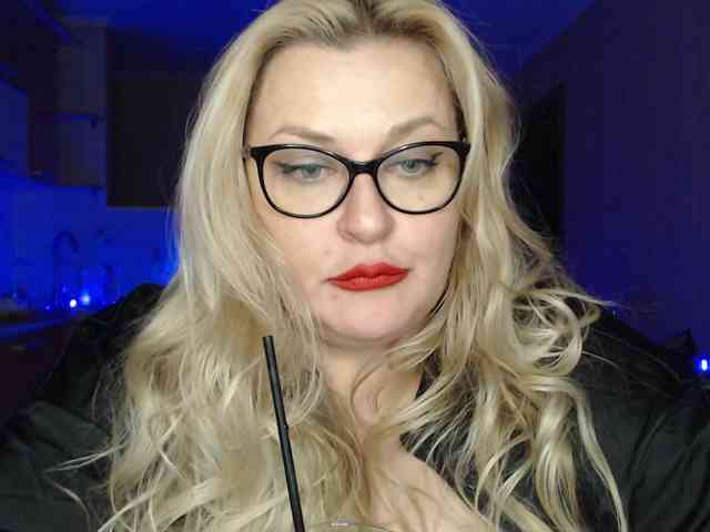 Pretty_NYUSHA webcam