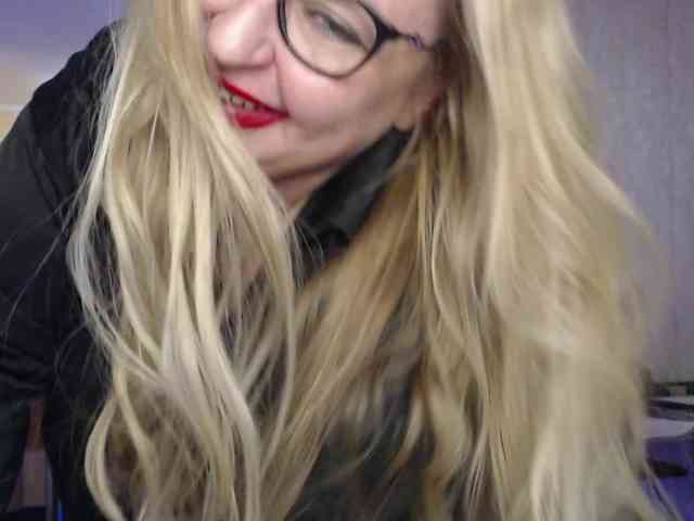 Pretty_NYUSHA webcam