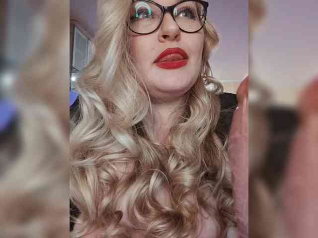 Pretty_NYUSHA webcam