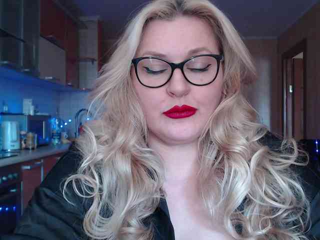 WifeyNusha WifeyNusha