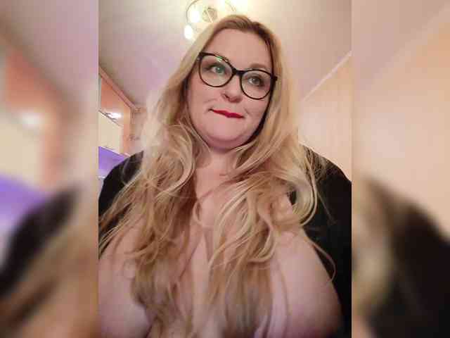 Pretty_NYUSHA webcam