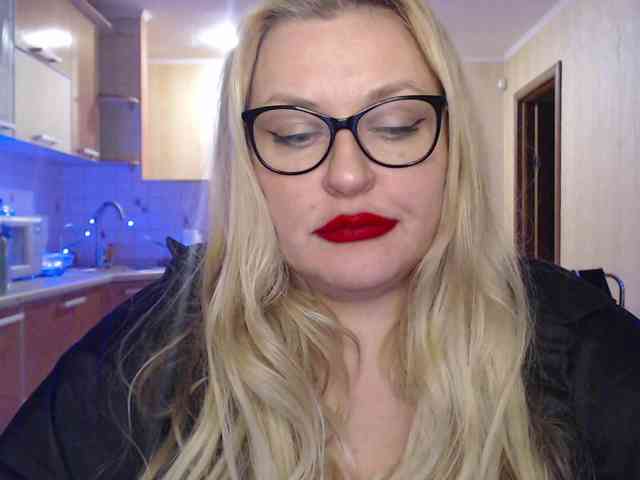 WifeyNusha WifeyNusha