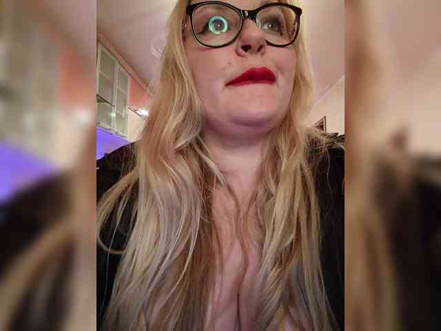 Pretty_NYUSHA webcam