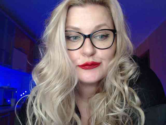Pretty_NYUSHA webcam