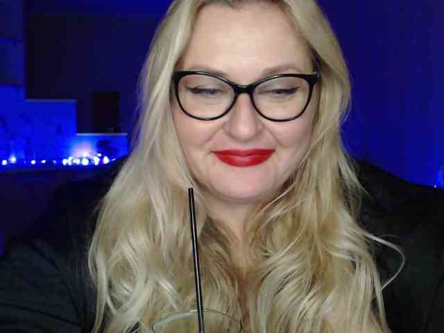 Pretty_NYUSHA webcam