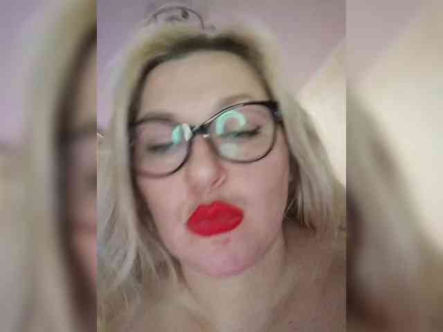 Pretty_NYUSHA webcam