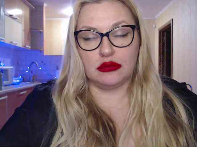 Pretty_NYUSHA webcam