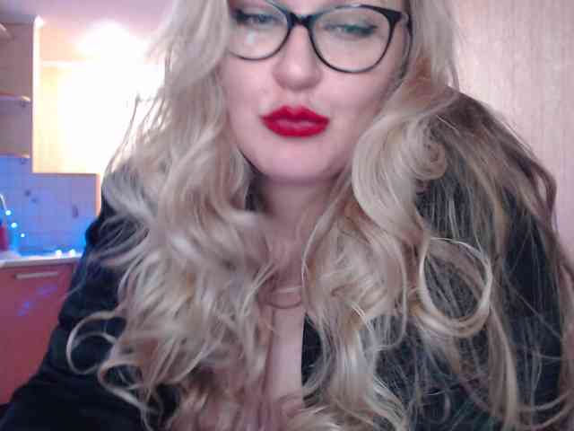 Pretty_NYUSHA webcam