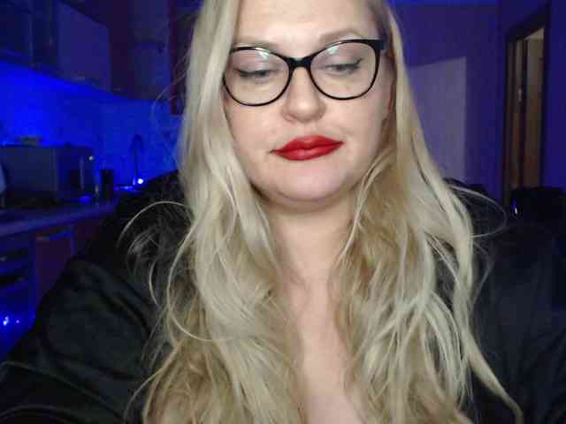 WifeyNusha WifeyNusha