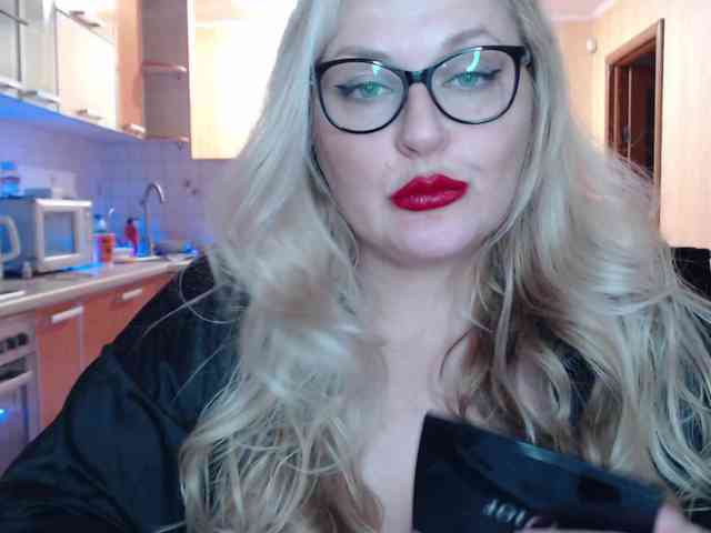 LoveSexNusha webcam