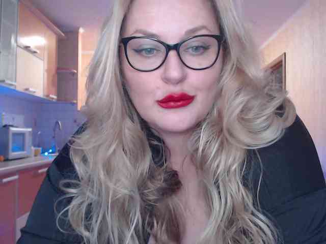 Pretty_NYUSHA webcam