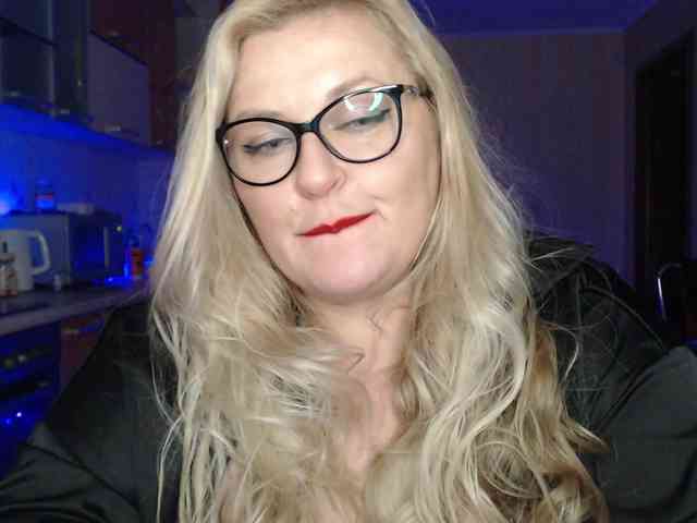 LoveSexNusha webcam