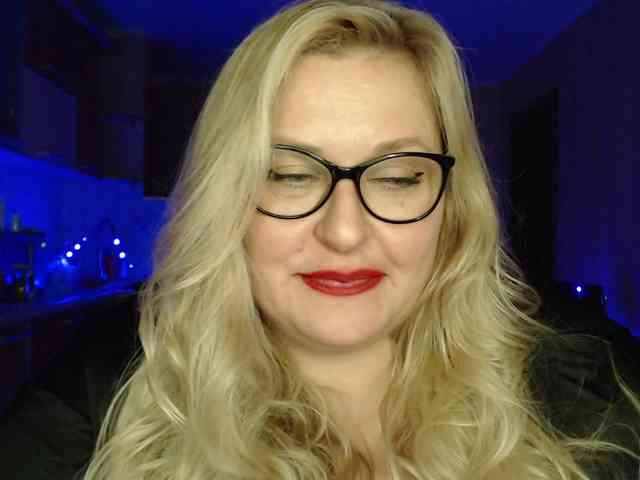 Pretty_NYUSHA webcam