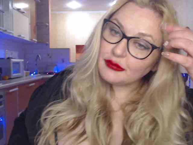 Pretty_NYUSHA webcam