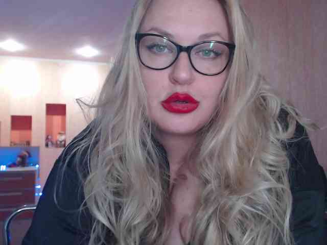 Pretty_NYUSHA webcam