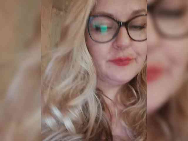 Pretty_NYUSHA webcam