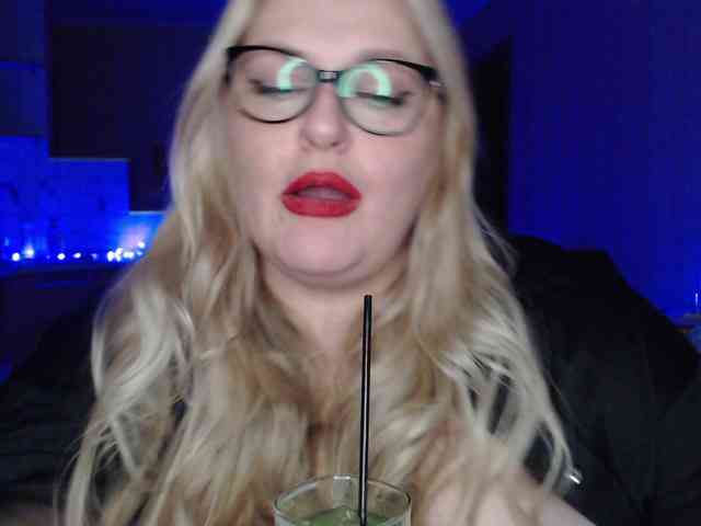 Pretty_NYUSHA webcam