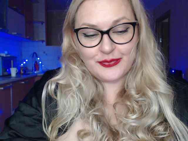 Pretty_NYUSHA webcam
