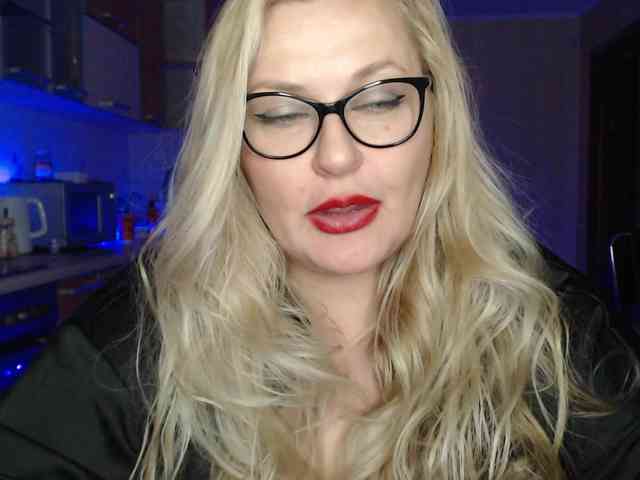LoveSexNusha webcam