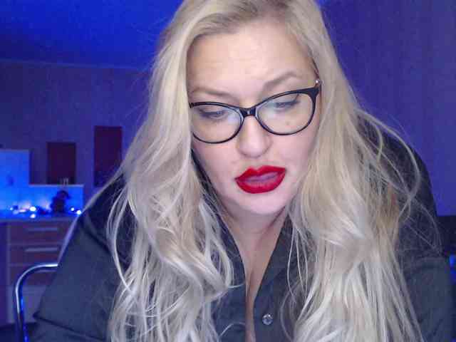 Pretty_NYUSHA webcam