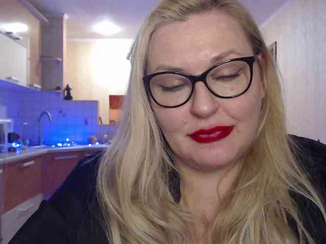 Pretty_NYUSHA webcam