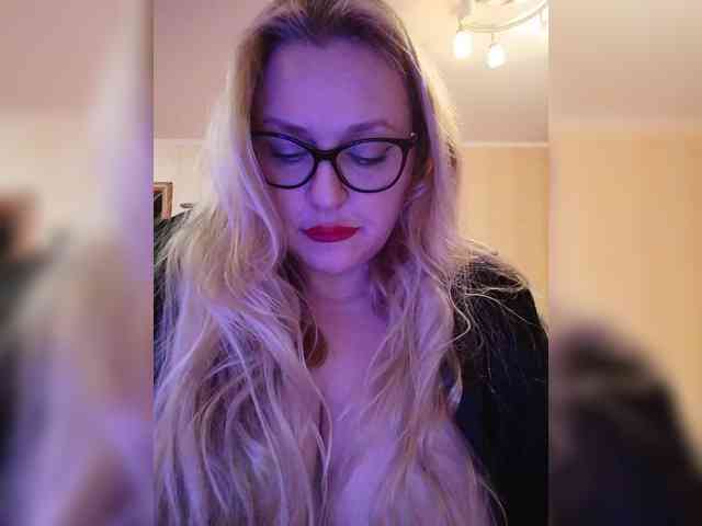 Pretty_NYUSHA webcam