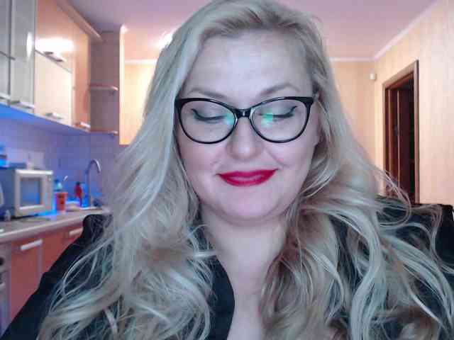 LoveSexNusha webcam