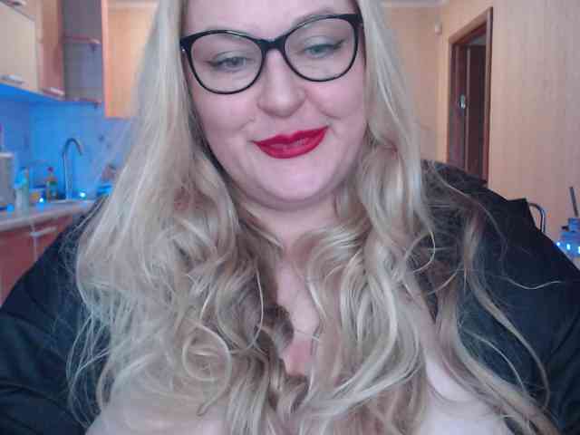 WifeyNusha WifeyNusha