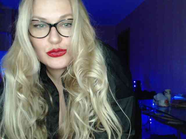 Pretty_NYUSHA webcam