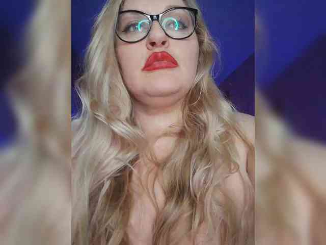 Pretty_NYUSHA webcam