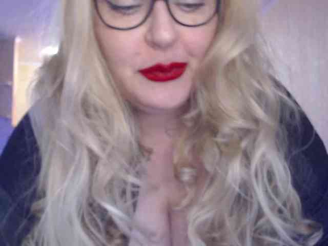 Pretty_NYUSHA webcam