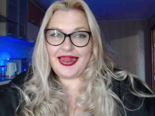 WifeyNusha