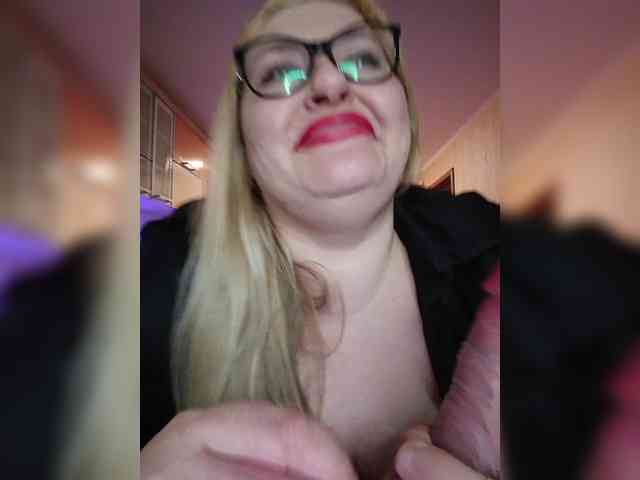 Pretty_NYUSHA webcam