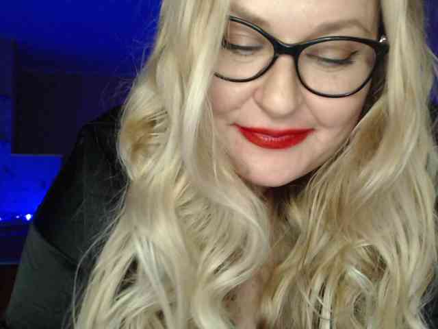 Pretty_NYUSHA webcam