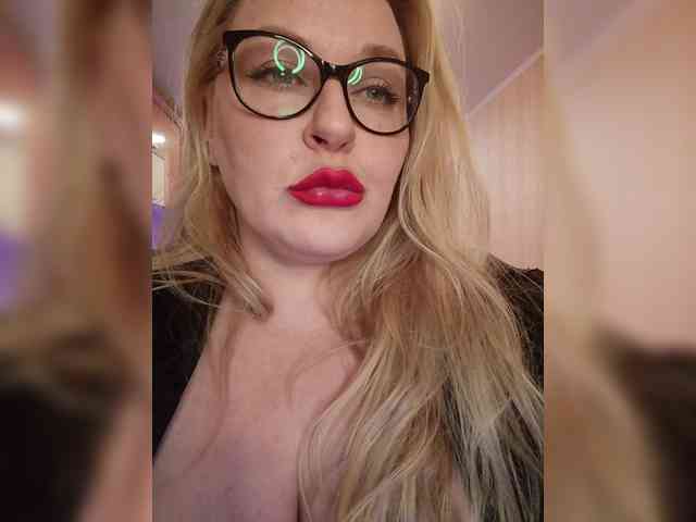 Pretty_NYUSHA webcam